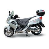 Coprigambe Termoscud®, un coprigambe impermeabile con fodera termica. In uso su scooter. Di TUCANO URBANO.